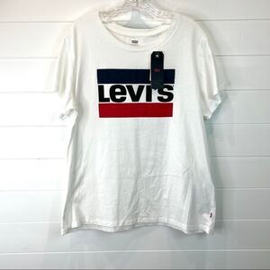 🌺3 FOR $20🌺 - NWT Levi’s T Shirt white 1X